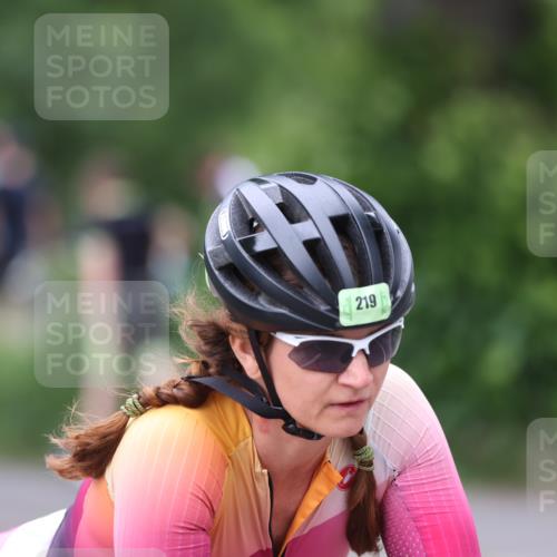 15.06.2025 - 7 Türme Triathlon Yannick Fuchs http://msf.ph/oto/7966516 15.06.2025 14:03:22 Radfahren 219 meine-sportfotos.de