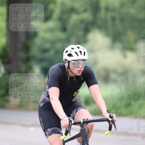 15.06.2025 - 7 Türme Triathlon Yannick Fuchs http://msf.ph/oto/7966570 15.06.2025 14:04:08 Radfahren 653 meine-sportfotos.de