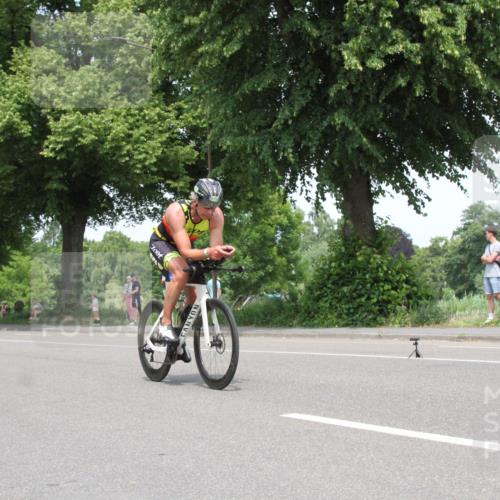 15.06.2025 - 7 Türme Triathlon Yannick Fuchs http://msf.ph/oto/7966585 15.06.2025 13:19:00 Radfahren  meine-sportfotos.de