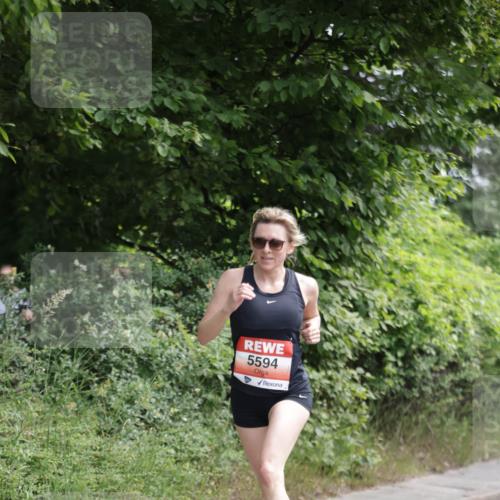 15.06.2025 - REWE Women's Run Jannik Wohlers http://msf.ph/oto/7966591 15.06.2025 10:01:44 Laufen 5594 meine-sportfotos.de