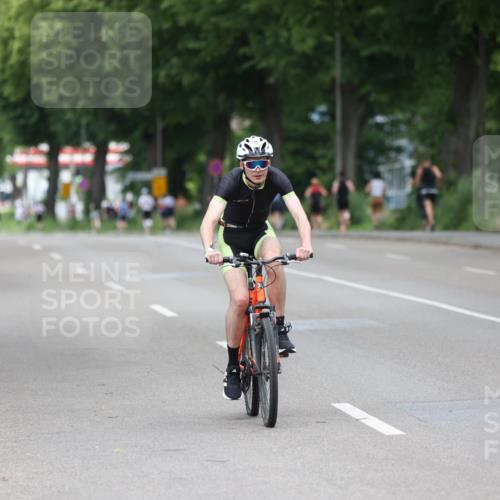 15.06.2025 - 7 Türme Triathlon Yannick Fuchs http://msf.ph/oto/7966639 15.06.2025 14:08:11 Radfahren 1158 meine-sportfotos.de