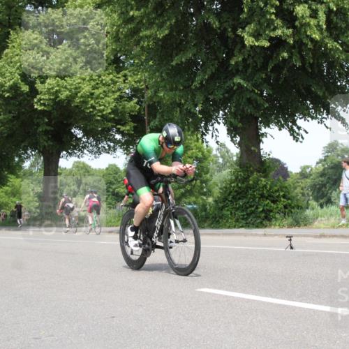 15.06.2025 - 7 Türme Triathlon Yannick Fuchs http://msf.ph/oto/7966647 15.06.2025 13:19:13 Radfahren  meine-sportfotos.de