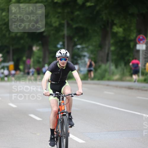 15.06.2025 - 7 Türme Triathlon Yannick Fuchs http://msf.ph/oto/7966648 15.06.2025 14:08:12 Radfahren 1158 meine-sportfotos.de