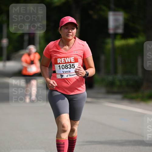 15.06.2025 - REWE Women's Run Dr. Thomas Lammeyer http://msf.ph/oto/7966709 15.06.2025 09:54:24 Laufen 10835 meine-sportfotos.de