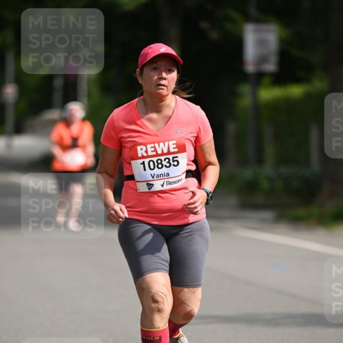 15.06.2025 - REWE Women's Run Dr. Thomas Lammeyer http://msf.ph/oto/7966716 15.06.2025 09:54:24 Laufen 10835 meine-sportfotos.de