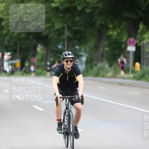 15.06.2025 - 7 Türme Triathlon Yannick Fuchs http://msf.ph/oto/7966721 15.06.2025 14:08:45 Radfahren 294, 838 meine-sportfotos.de