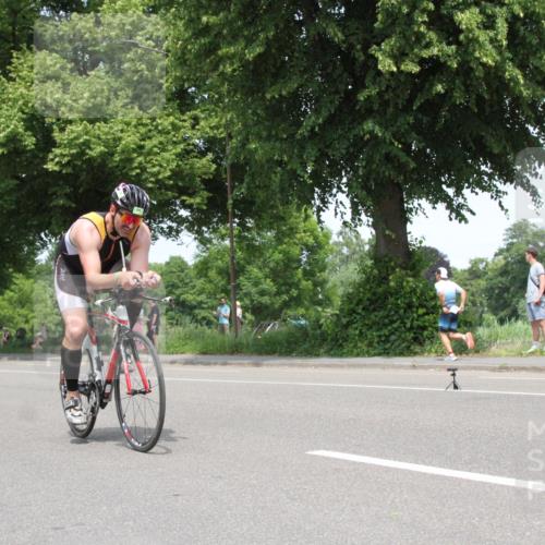 15.06.2025 - 7 Türme Triathlon Yannick Fuchs http://msf.ph/oto/7966723 15.06.2025 13:20:10 Radfahren  meine-sportfotos.de