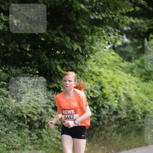15.06.2025 - REWE Women's Run Jannik Wohlers http://msf.ph/oto/7966730 15.06.2025 10:01:48 Laufen 5447 meine-sportfotos.de