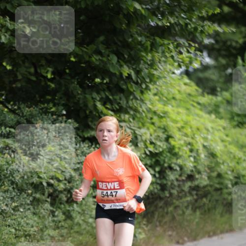 15.06.2025 - REWE Women's Run Jannik Wohlers http://msf.ph/oto/7966731 15.06.2025 10:01:48 Laufen 5447 meine-sportfotos.de