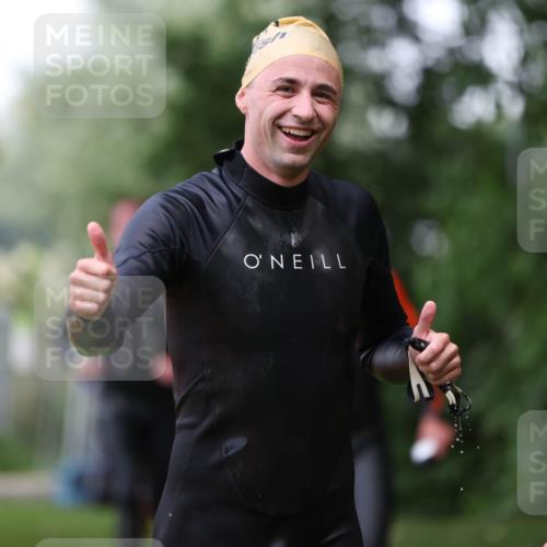 15.06.2025 - 7 Türme Triathlon Michael Strokosch http://msf.ph/oto/7966776 15.06.2025 12:21:01 Schwimmen 434, 557, 568, 592, 597, 625, 674 meine-sportfotos.de