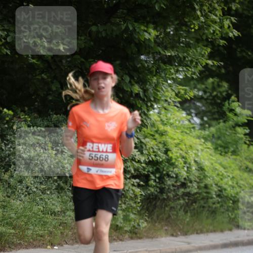 15.06.2025 - REWE Women's Run Jannik Wohlers http://msf.ph/oto/7966810 15.06.2025 10:01:54 Laufen 5568 meine-sportfotos.de