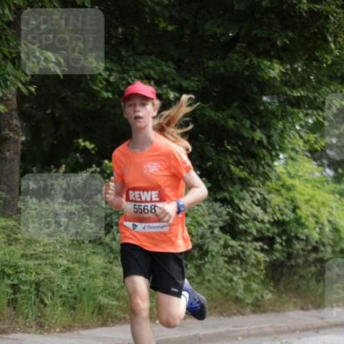 15.06.2025 - REWE Women's Run Jannik Wohlers http://msf.ph/oto/7966836 15.06.2025 10:01:55 Laufen 5568 meine-sportfotos.de