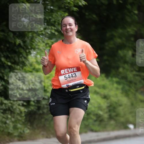 15.06.2025 - REWE Women's Run Jannik Wohlers http://msf.ph/oto/7966890 15.06.2025 10:02:00 Laufen 5443 meine-sportfotos.de
