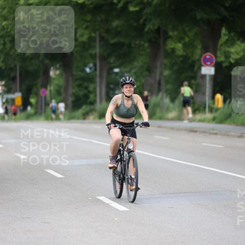 15.06.2025 - 7 Türme Triathlon Yannick Fuchs http://msf.ph/oto/7966917 15.06.2025 14:10:17 Radfahren  meine-sportfotos.de