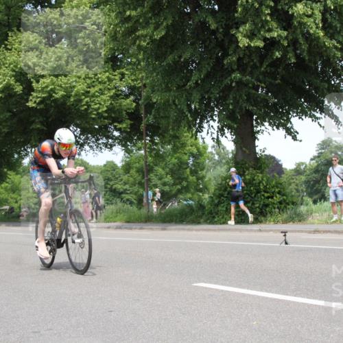 15.06.2025 - 7 Türme Triathlon Yannick Fuchs http://msf.ph/oto/7966955 15.06.2025 13:21:40 Radfahren  meine-sportfotos.de