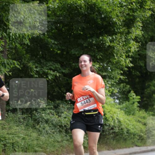 15.06.2025 - REWE Women's Run Jannik Wohlers http://msf.ph/oto/7966964 15.06.2025 10:02:01 Laufen 5443 meine-sportfotos.de