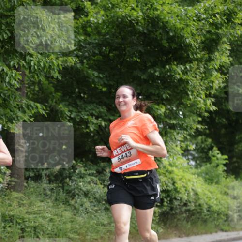 15.06.2025 - REWE Women's Run Jannik Wohlers http://msf.ph/oto/7966977 15.06.2025 10:02:01 Laufen 5443 meine-sportfotos.de