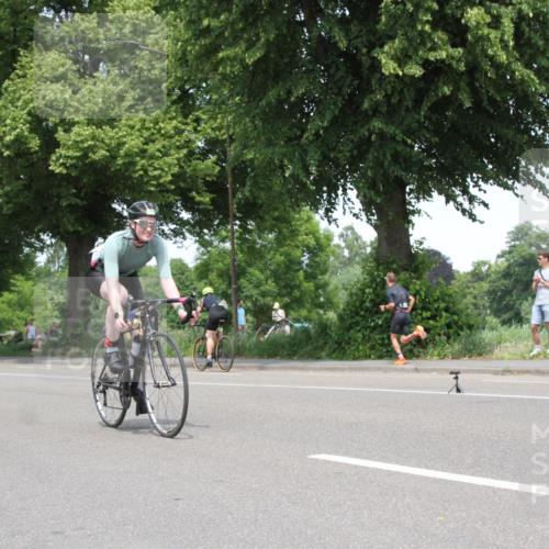 15.06.2025 - 7 Türme Triathlon Yannick Fuchs http://msf.ph/oto/7967000 15.06.2025 13:22:01 Radfahren  meine-sportfotos.de