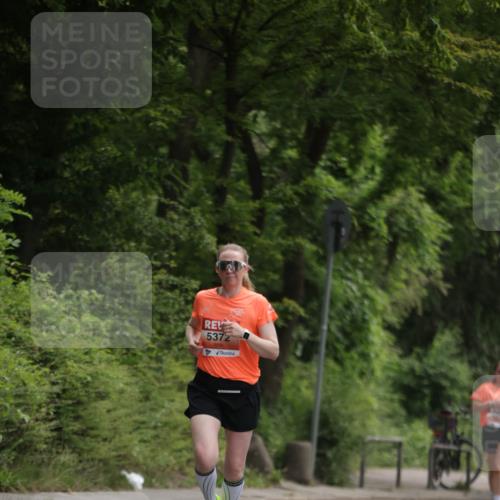 15.06.2025 - REWE Women's Run Jannik Wohlers http://msf.ph/oto/7967073 15.06.2025 10:02:11 Laufen 5372 meine-sportfotos.de