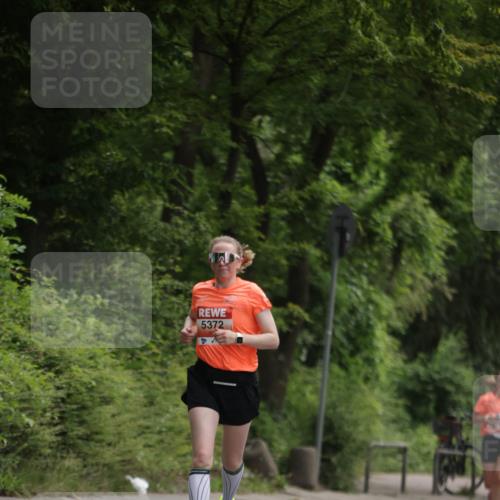 15.06.2025 - REWE Women's Run Jannik Wohlers http://msf.ph/oto/7967076 15.06.2025 10:02:11 Laufen 5372 meine-sportfotos.de