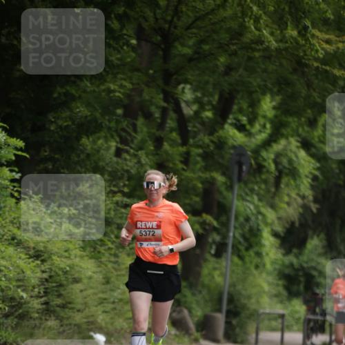 15.06.2025 - REWE Women's Run Jannik Wohlers http://msf.ph/oto/7967078 15.06.2025 10:02:11 Laufen 5372 meine-sportfotos.de