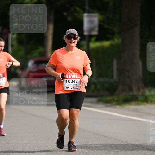 15.06.2025 - REWE Women's Run Dr. Thomas Lammeyer http://msf.ph/oto/7967385 15.06.2025 09:55:00 Laufen 65, 10247 meine-sportfotos.de