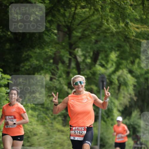 15.06.2025 - REWE Women's Run Jannik Wohlers http://msf.ph/oto/7967461 15.06.2025 10:02:39 Laufen 96, 5142 meine-sportfotos.de