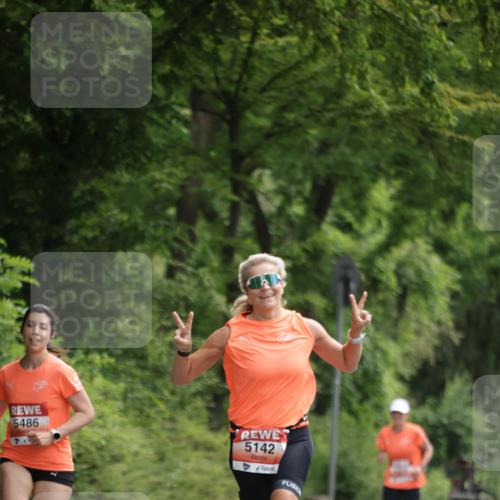 15.06.2025 - REWE Women's Run Jannik Wohlers http://msf.ph/oto/7967464 15.06.2025 10:02:39 Laufen 5486, 5142 meine-sportfotos.de