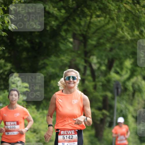 15.06.2025 - REWE Women's Run Jannik Wohlers http://msf.ph/oto/7967487 15.06.2025 10:02:40 Laufen 5486, 5142 meine-sportfotos.de