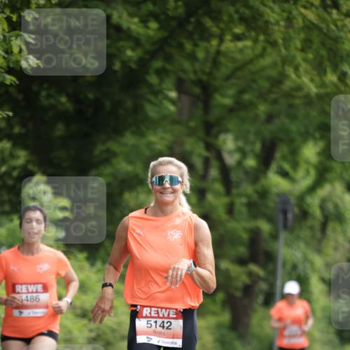15.06.2025 - REWE Women's Run Jannik Wohlers http://msf.ph/oto/7967489 15.06.2025 10:02:40 Laufen 5486, 5142 meine-sportfotos.de