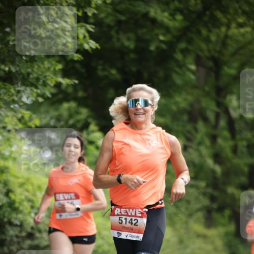 15.06.2025 - REWE Women's Run Jannik Wohlers http://msf.ph/oto/7967504 15.06.2025 10:02:41 Laufen 5142 meine-sportfotos.de