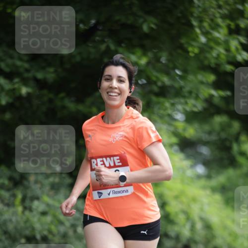 15.06.2025 - REWE Women's Run Jannik Wohlers http://msf.ph/oto/7967538 15.06.2025 10:02:43 Laufen  meine-sportfotos.de