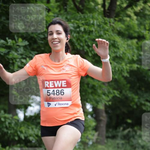 15.06.2025 - REWE Women's Run Jannik Wohlers http://msf.ph/oto/7967611 15.06.2025 10:02:45 Laufen 5486 meine-sportfotos.de