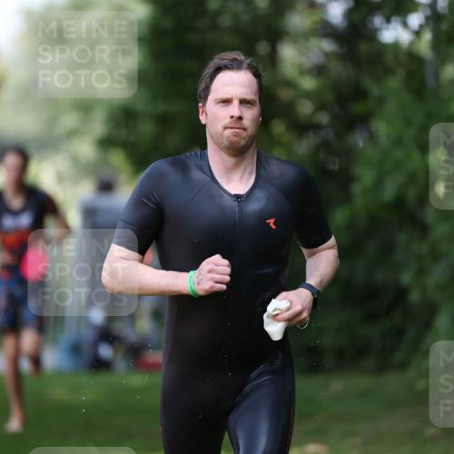 15.06.2025 - 7 Türme Triathlon Michael Strokosch http://msf.ph/oto/7967684 15.06.2025 12:52:18 Schwimmen 983 meine-sportfotos.de