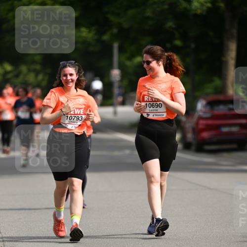 15.06.2025 - REWE Women's Run Dr. Thomas Lammeyer http://msf.ph/oto/7967707 15.06.2025 09:55:28 Laufen 10793, 10690 meine-sportfotos.de