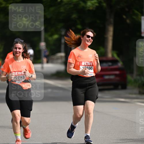 15.06.2025 - REWE Women's Run Dr. Thomas Lammeyer http://msf.ph/oto/7967722 15.06.2025 09:55:29 Laufen 0793, 10590 meine-sportfotos.de
