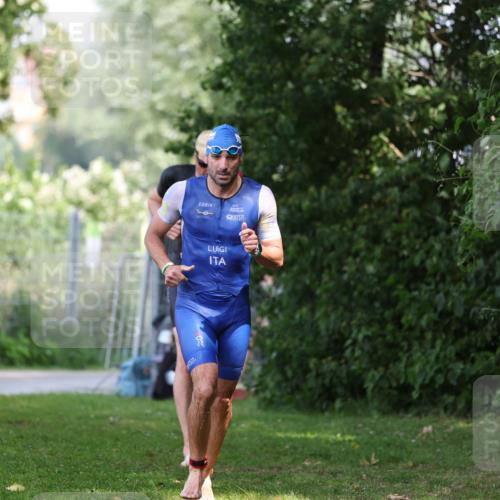 15.06.2025 - 7 Türme Triathlon Michael Strokosch http://msf.ph/oto/7967743 15.06.2025 12:52:49 Schwimmen 840, 1171 meine-sportfotos.de