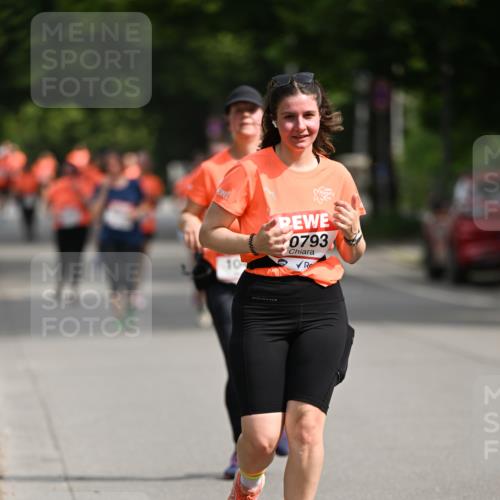 15.06.2025 - REWE Women's Run Dr. Thomas Lammeyer http://msf.ph/oto/7967758 15.06.2025 09:55:31 Laufen 0793 meine-sportfotos.de