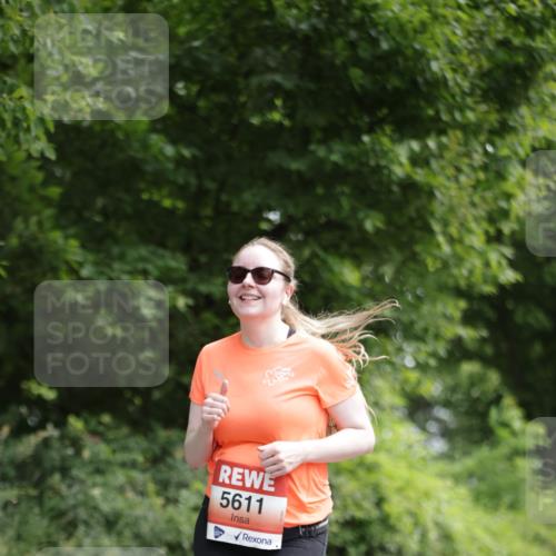 15.06.2025 - REWE Women's Run Jannik Wohlers http://msf.ph/oto/7967764 15.06.2025 10:02:54 Laufen 5611 meine-sportfotos.de