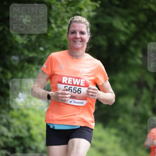 15.06.2025 - REWE Women's Run Jannik Wohlers http://msf.ph/oto/7967781 15.06.2025 10:02:56 Laufen 5656 meine-sportfotos.de