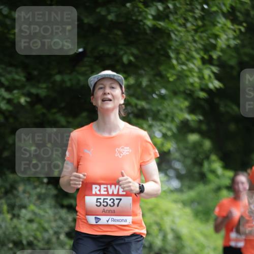 15.06.2025 - REWE Women's Run Jannik Wohlers http://msf.ph/oto/7967853 15.06.2025 10:02:59 Laufen 5537 meine-sportfotos.de