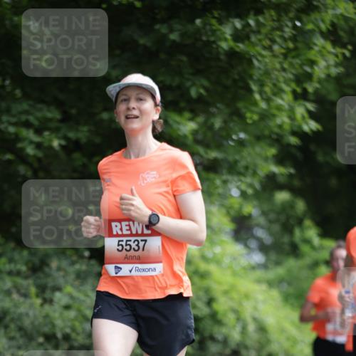 15.06.2025 - REWE Women's Run Jannik Wohlers http://msf.ph/oto/7967856 15.06.2025 10:02:59 Laufen 5537 meine-sportfotos.de
