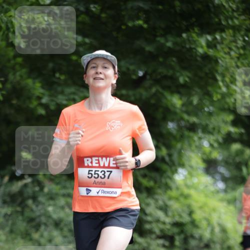 15.06.2025 - REWE Women's Run Jannik Wohlers http://msf.ph/oto/7967869 15.06.2025 10:03:00 Laufen 5537 meine-sportfotos.de