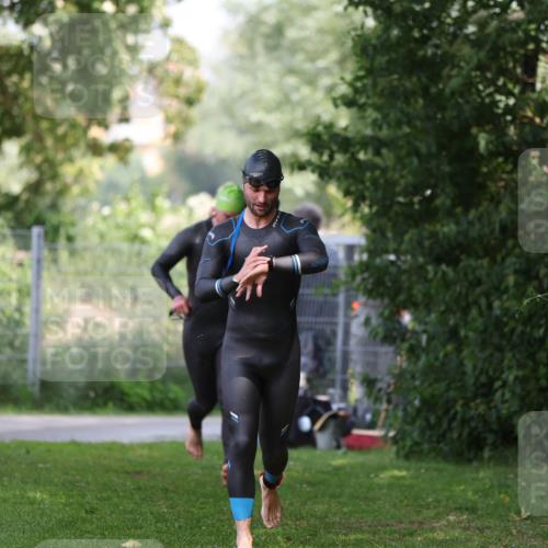 15.06.2025 - 7 Türme Triathlon Michael Strokosch http://msf.ph/oto/7967881 15.06.2025 12:53:31 Schwimmen 789, 855, 1072, 1156 meine-sportfotos.de