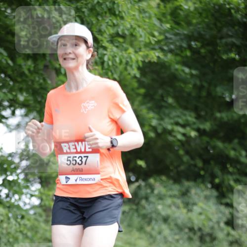 15.06.2025 - REWE Women's Run Jannik Wohlers http://msf.ph/oto/7967898 15.06.2025 10:03:00 Laufen 5537 meine-sportfotos.de