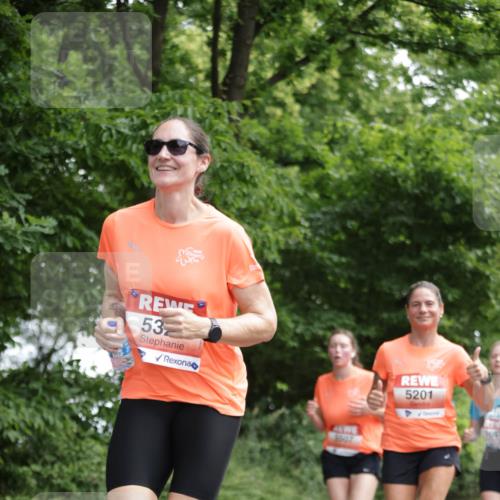 15.06.2025 - REWE Women's Run Jannik Wohlers http://msf.ph/oto/7967914 15.06.2025 10:03:02 Laufen 53, 5201 meine-sportfotos.de