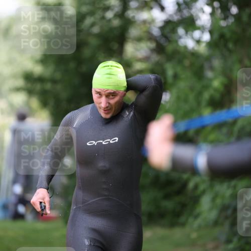 15.06.2025 - 7 Türme Triathlon Michael Strokosch http://msf.ph/oto/7967929 15.06.2025 12:53:36 Schwimmen 789, 855, 1072, 1133, 1156 meine-sportfotos.de