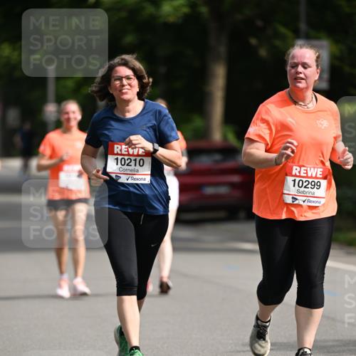 15.06.2025 - REWE Women's Run Dr. Thomas Lammeyer http://msf.ph/oto/7967930 15.06.2025 09:55:40 Laufen 10210, 10299 meine-sportfotos.de