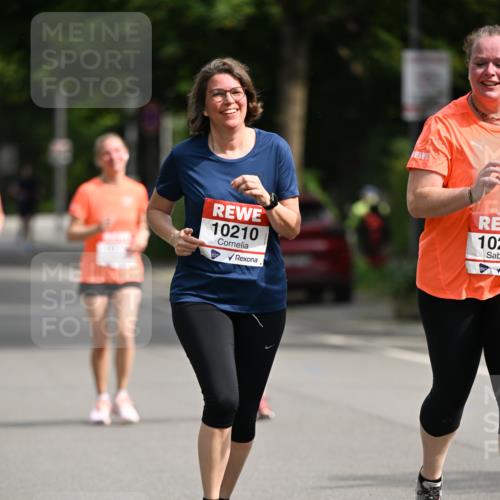 15.06.2025 - REWE Women's Run Dr. Thomas Lammeyer http://msf.ph/oto/7967947 15.06.2025 09:55:40 Laufen 10210, 102 meine-sportfotos.de