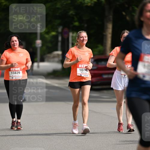 15.06.2025 - REWE Women's Run Dr. Thomas Lammeyer http://msf.ph/oto/7967973 15.06.2025 09:55:42 Laufen 10429, 10741 meine-sportfotos.de